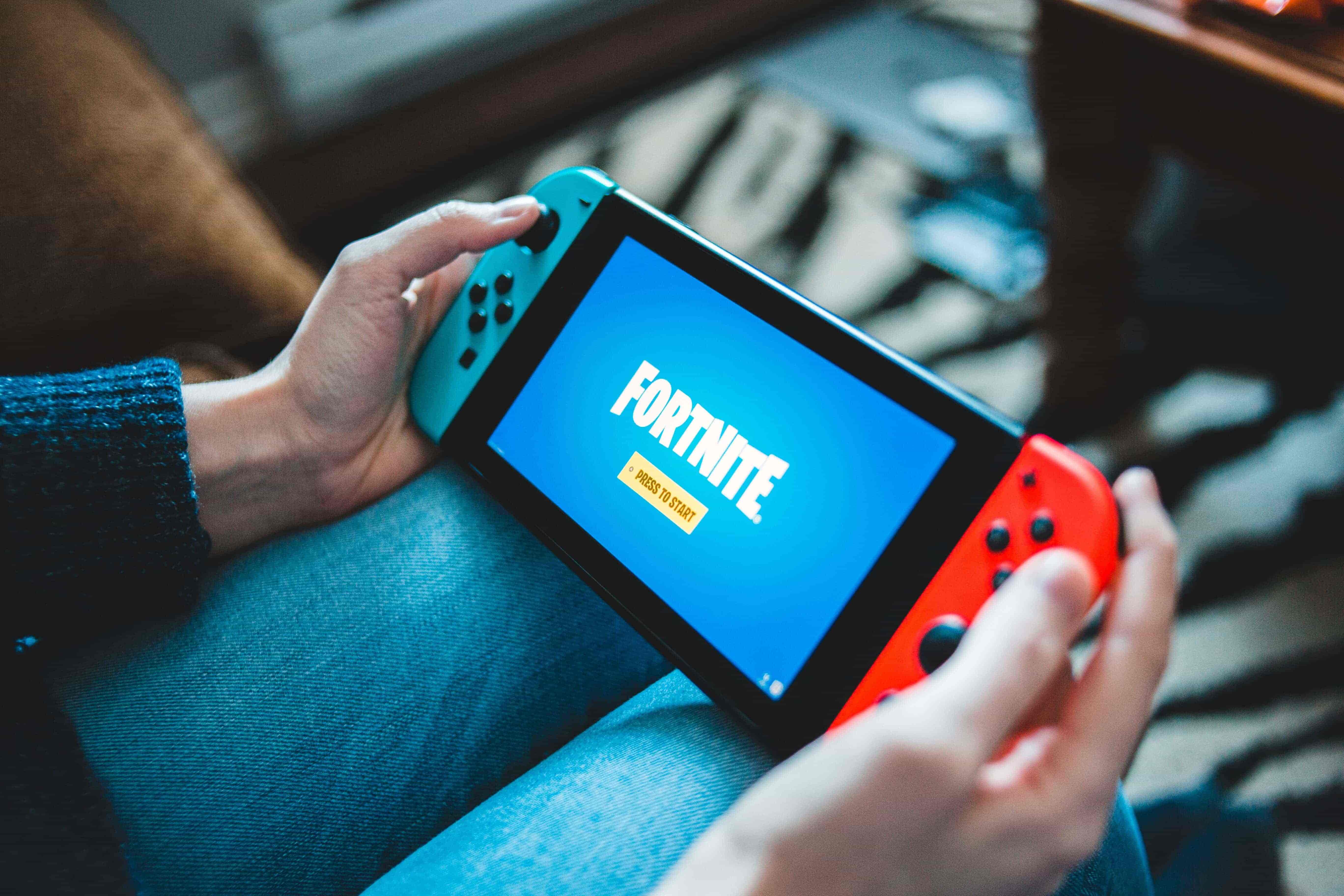 Fortnite being played on Nintendo Switch