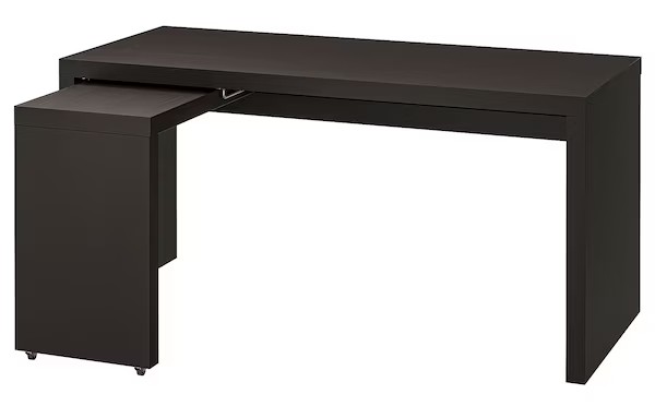 Malm IKEA desk
