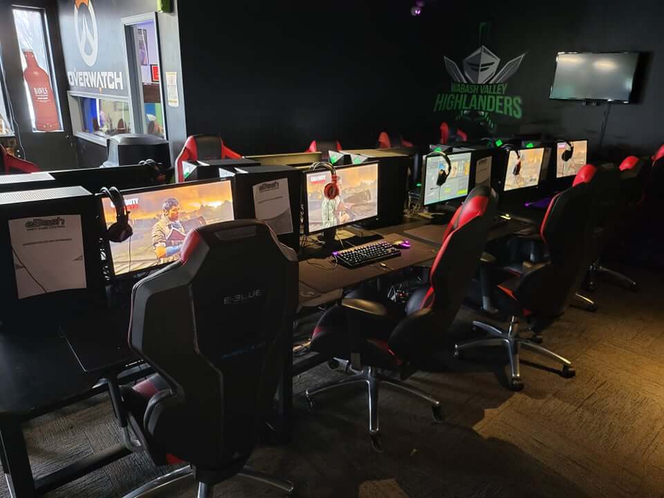 Gaming stations should be used only by customers!